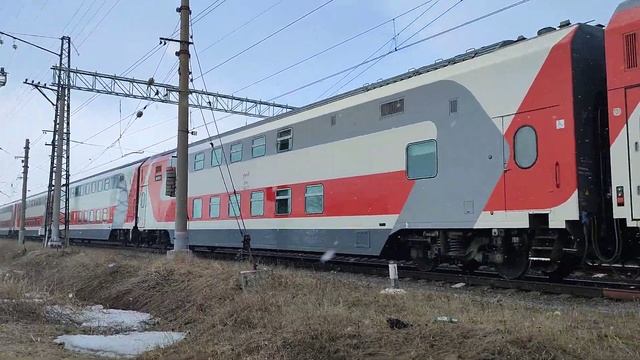 В снежок! Поезд №181, сообщением Апатиты-С. -Петербург, отправляется под ЭП1-183, со ст. Апатиты! смотреть онлайн