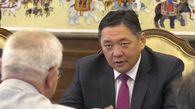 ОХУ-ын парламентын төлөөлөгчдийг хүлээн авч уулзлаа смотреть онлайн