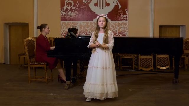 «Пряха»(в низенькой светёлке» рнп. смотреть онлайн