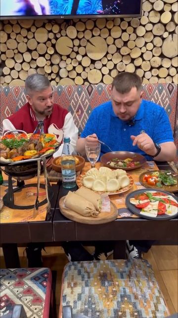 Когда на диете в ПхалиХинкали! Подарок ассорти фирменных пхали на лаваше #юмор #пхалихинкали #диета смотреть онлайн