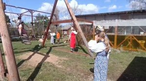 крылатые качели