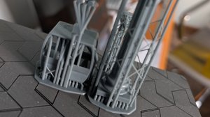 Первый результат печати на фотополимерной смоле и сравнение с FDM 3D печатью Anycubic vs Ender