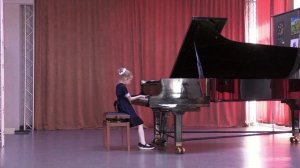 Мошнина Ксения,7 лет
И.С. Бах "Менуэт"
С.Майкапар "Маленький командир"