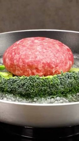 Брокколи и мясной фарш