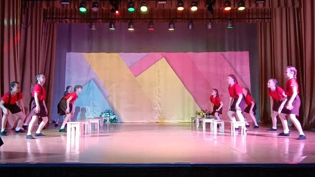 Просто школа - хореографический ансамбль ТанцКласс смотреть онлайн