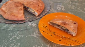 Постный пирог с мясом и картофелем.