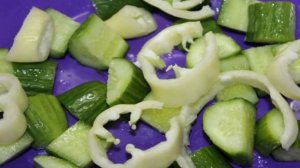 Греческий салат с вялеными томатами