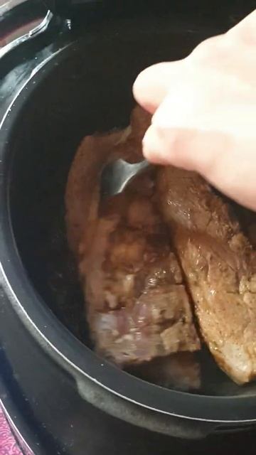 Запекаю свиные ребра#отличнаяпогода#Shorts#YouTubeshorts#запеченыесвинныерёбра#пятница смотреть онлайн