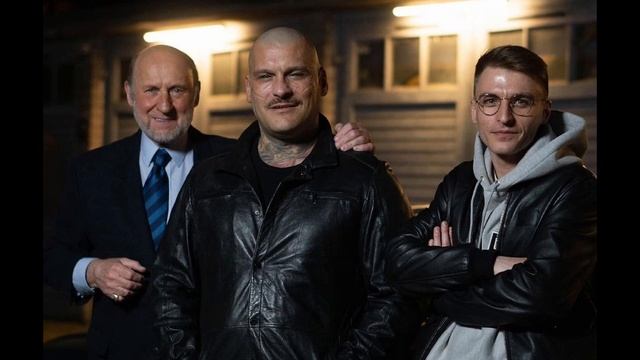 Popek / Franek Kimono / Claysteer - King Bruce Lee [BassBoosted] смотреть онлайн