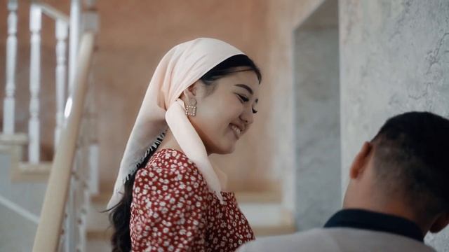 Эмирлан & Элмира " Бирге болобуз " смотреть онлайн