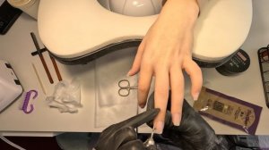 Комбинированный маникюр; обработка кутикулы
 2