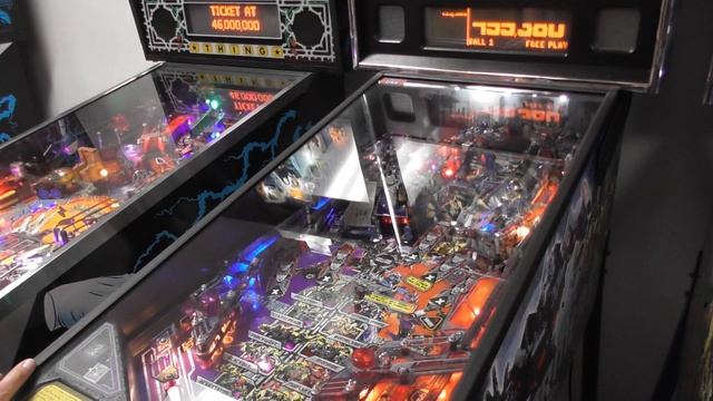 Stern Pinball's Transformers Pro смотреть онлайн