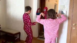 Мисс Кэйти и Мистер Макс (Miss Katy) Макс и Катя Остались одни дома