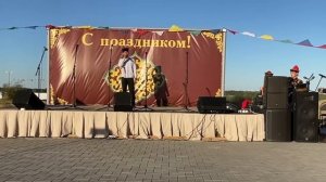 Песня Худ өвгнə дун. Ануш Болдырев.