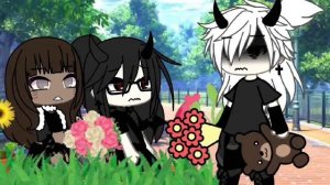 Просто гача лайф :_