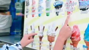 Мистер Макс Зачем Максу красная ПОМАДА и кому достался iPad Pro