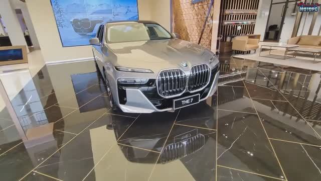 BMW 7 Series - привезем из Китая