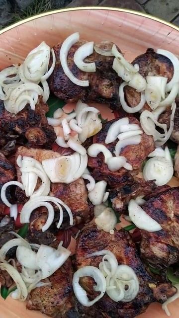 Ребра з м'ясом на решітці 3 смотреть онлайн