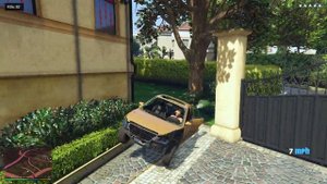 GTA 5 - TRACEY DE SANTA FIVE STAR COP BATTLE at THE BEACH - GTA V POLICE SHOOTOUT