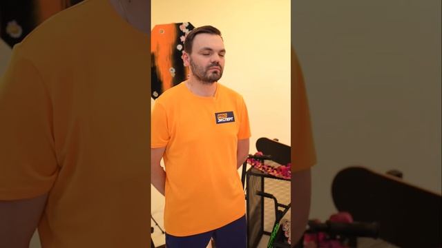 САМОКАТ VS ВЕЛОСИПЕД, а также ролики и скейты: на всё сделаемобзор и подарим промокод на скидку смотреть онлайн