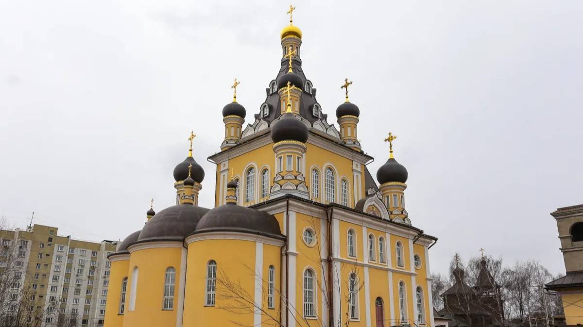 Поздняя Литургия. Неделя 2-я по Пасхе, апостола Фомы. Антипасха смотреть онлайн