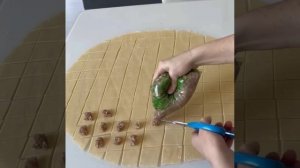 Лайфхак для лепки пельменей🥟🥟🥟