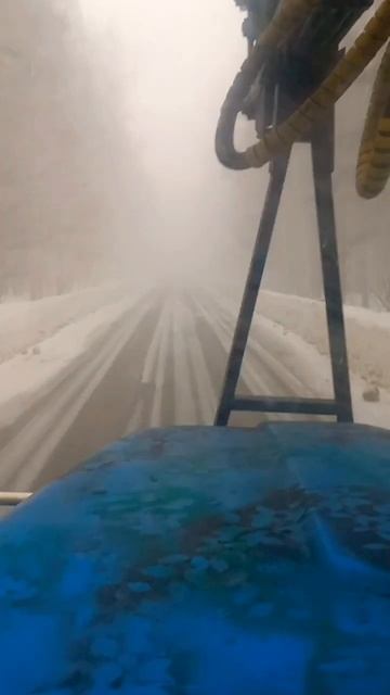 💥6 марта 2023 Свердловская область #урал #зарулем #вездеход #водитель #большегруз #камаз #грузовик смотреть онлайн