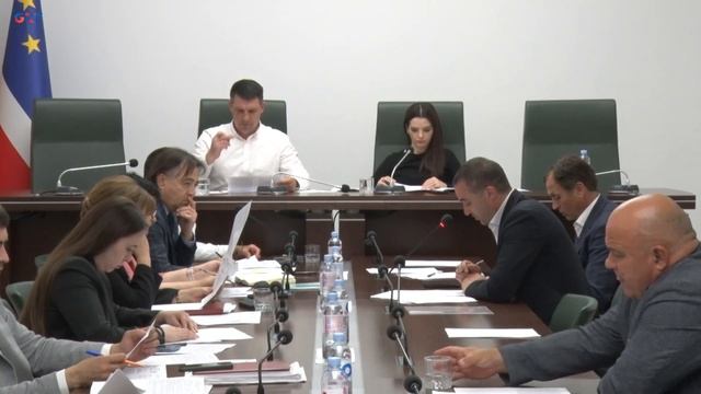 Исполком внес поправки в положение «Об образовательных грантах». Кого они коснутся? смотреть онлайн