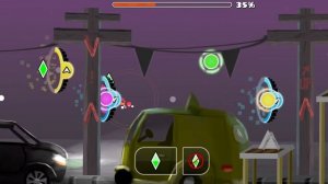 играю в geometry dash 2.2 (уровень Смешарики)