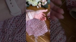 Кардиган английской резинкой из кидмохера и хлопка с пайетками.