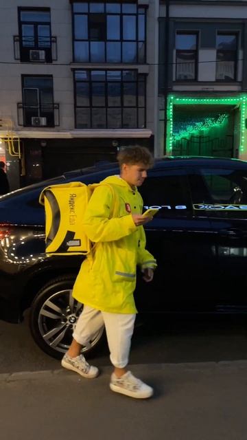 пеший курьер яндекс &life hack: #SHORTS смотреть онлайн