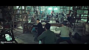 Ип Ман пришёл спасать своего сына и других похищенных детей. Чун Тин-Чи помогает Ип Ману