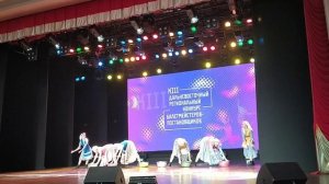 92 #  Владивосток. Народно-стилизованный танец "8-40. Воскресный день в коммунальной квартире"