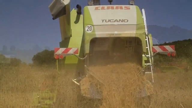Claas Tucano 430 mit V600 (Sound!!!) смотреть онлайн