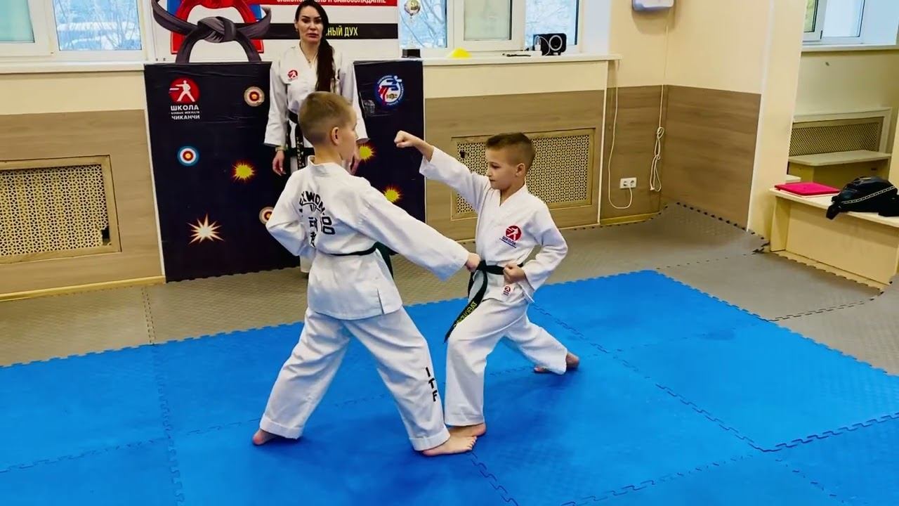 Самбо массоги (спарринг на 3 шага) Техника рук: удары, блоки. Тхэквондо, спорт, аттестация, экзамен смотреть онлайн