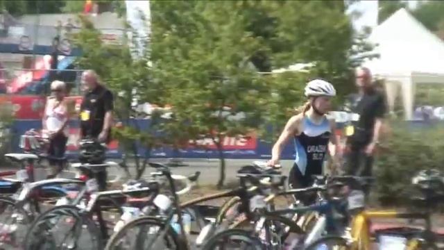 TriathlonTV | ETU Triathlon Junior Cup Tournai 2011 | Women