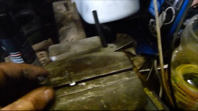 Réparation purge de frein Mercedes C200  CDI 2006 смотреть онлайн