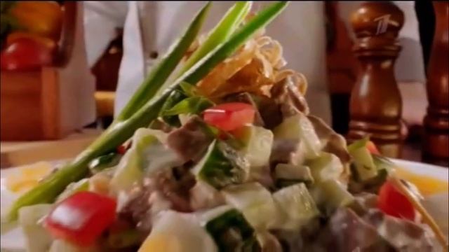 Рекламная заставка (Первый Канал Декабрь зима снежинки) смотреть онлайн