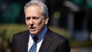 Сакс обвинил Зеленского в потере связи с реальностью