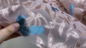 Филькупе  розового цвета с принтом  голубые  гроздья с люрексом 26040