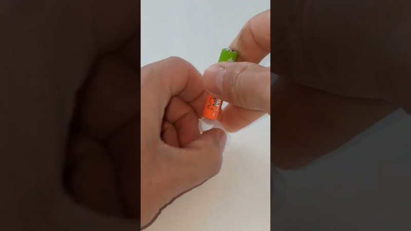 Как превратить мизинчиковую батарейку в пальчиковую?