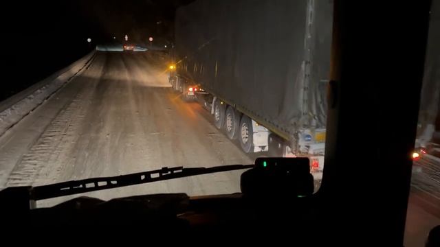 Прошел перевал Култук без опыта, тещин язык весим в подъемы, пробки, гололед и Байкал для вас. смотреть онлайн