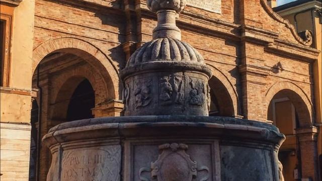 Площадь Кавур в Римини смотреть онлайн