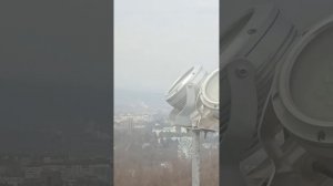 1000327524.mp4 НАЛЬЧИК 26.03.24. Подъем к ресторану СОСРУКО на закрытую  смотровую площадку