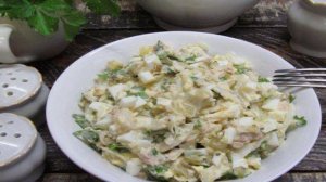 Салат из печени трески с капустой