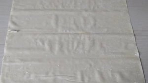 Маковый рулет в слоёном тесте филло