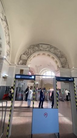 #метро #октябрьская #вход #москва #апрель2025