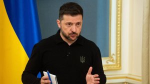 «В шатком положении»: круг партнеров Зеленского стремительно сужается