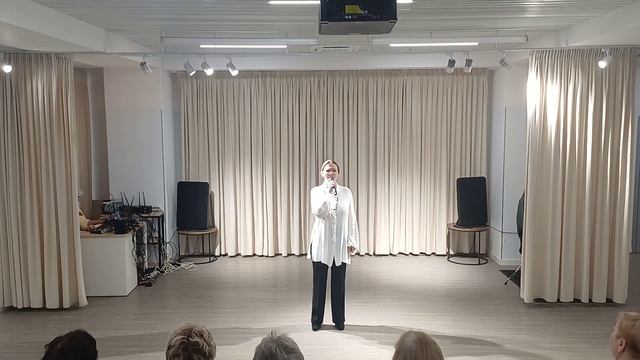 4. Никто не забыт, Ты же выжил солдат (Екатерина Ростова)