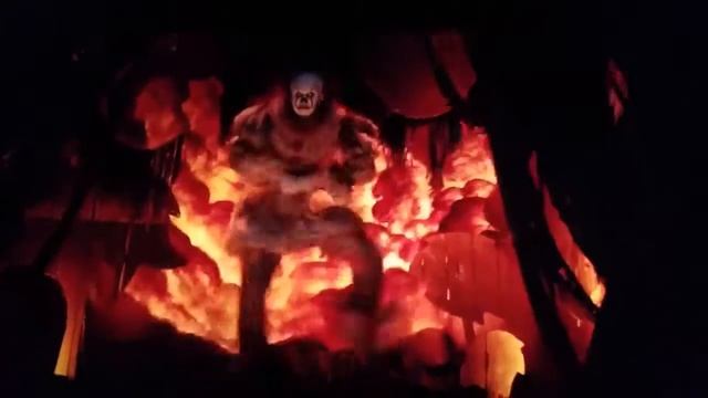 Клоун пенивайз танцует под хардбасс смотреть онлайн